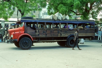 Bus in Stone Town, Sansibar
